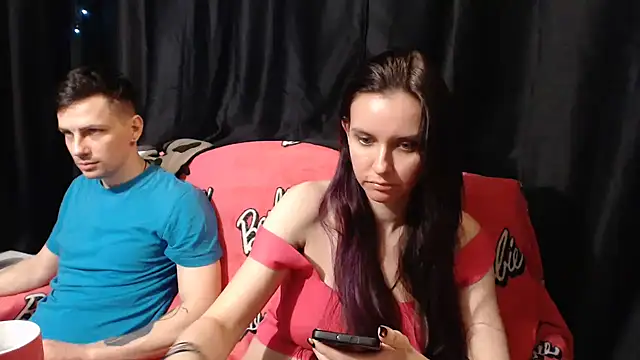Snapshot of Milana69 chatting on 02.25.25 Milana69 online show from 02.25.25