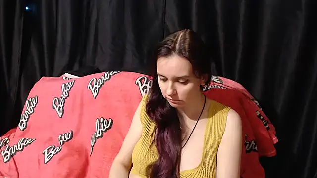 Snapshot of Milana69 chatting on 03.11.25 Milana69 online show from 03.11.25