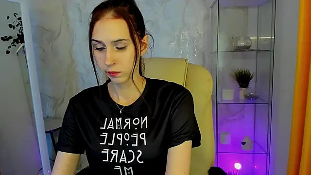 Snapshot of ArmiEri chatting on 11.09.25 ArmiEri online show from 11.09.25