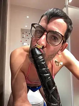 SubSexVideos online show from 10.16.25