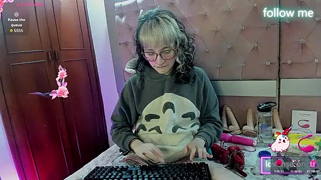Snapshot of neeko_princes chatting on 02.12.26 neeko princes online show from 02.12.26
