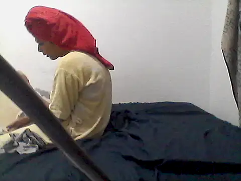 Snapshot of mariy_ chatting on 10.04.25 mariy online show from 10.04.25