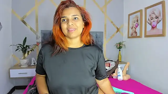 Snapshot of angelina_castroo chatting on 03.13.25 angelina castroo online show from 03.13.25