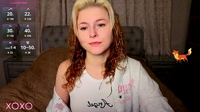 Snapshot of rocky_foxy chatting on 03.10.26 rocky foxy online show from 03.10.26