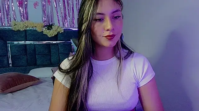 Lia 14  online show from 09.25.25