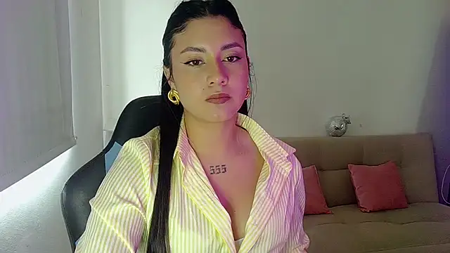 Lia 14  online show from 07.23.26