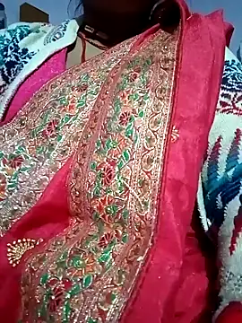 Hotmohni online show from 12.31.24