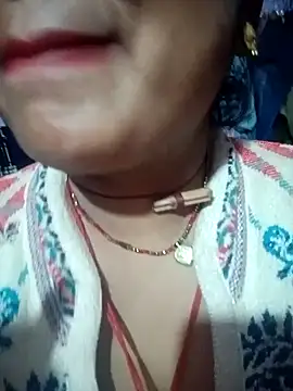 Hotmohni online show from 02.06.25