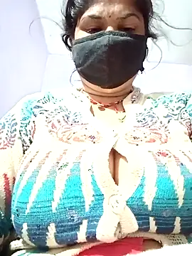 Hotmohni online show from 02.07.25