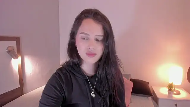 MELISSA ALVAREZ online show from 12.30.24
