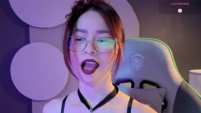 Snapshot of rosse_98_ chatting on 06.07.26 rosse 98 online show from 06.07.26