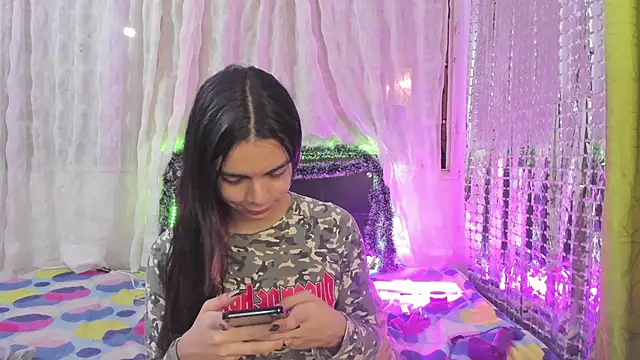 Megan Miles02 online show from 12.20.24