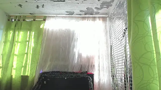 Megan Miles02 online show from 01.03.25