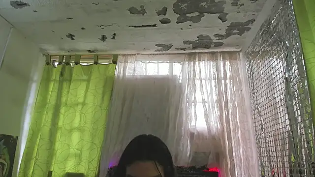 Megan Miles02 online show from 01.04.25