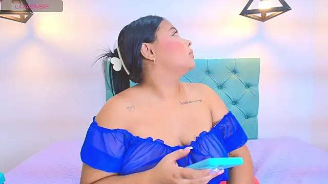 Emily cooper20 online show from 03.12.25