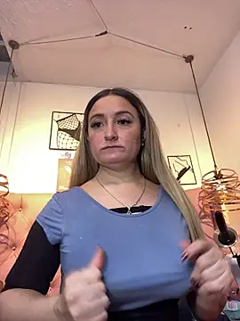Snapshot of antonella87 chatting on 05.30.26 antonella87 online show from 05.30.26
