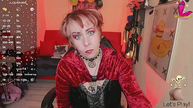 Snapshot of GinaMiracle chatting on 12.11.24 GinaMiracle online show from 12.11.24