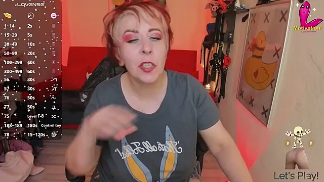 Snapshot of GinaMiracle chatting on 12.12.24 GinaMiracle online show from 12.12.24