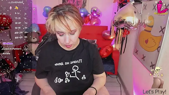 Snapshot of GinaMiracle chatting on 02.16.25 GinaMiracle online show from 02.16.25