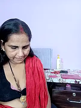 Snapshot of reemacouple007 chatting on 04.20.26 reemacouple007 online show from 04.20.26