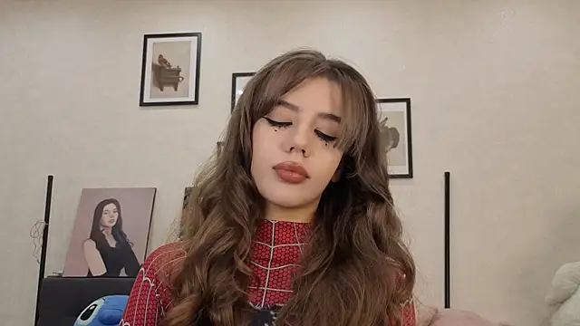 Snapshot of dolly_ll chatting on 07.21.26 dolly ll online show from 07.21.26