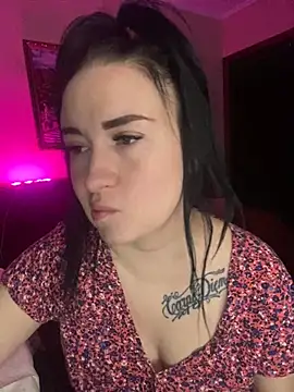 Snapshot of Roxana_Bell chatting on 02.28.25 Roxana Bell online show from 02.28.25