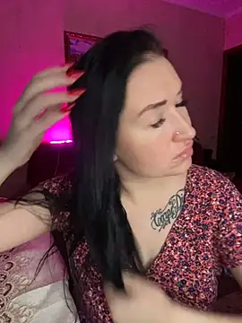 Snapshot of Roxana_Bell chatting on 03.05.25 Roxana Bell online show from 03.05.25