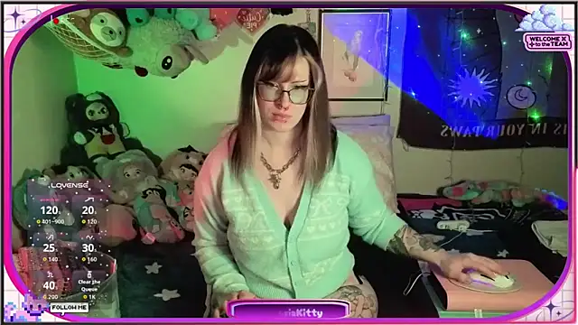 AmbrosiaKitty online show from 04.17.26