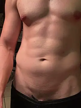 Snapshot of MachineDien chatting on 02.23.25 MachineDien online show from 02.23.25