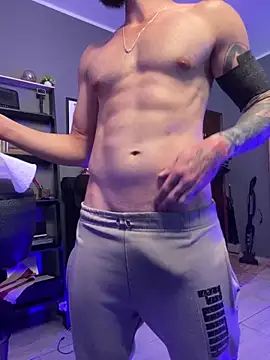 Snapshot of MachineDien chatting on 05.12.26 MachineDien online show from 05.12.26