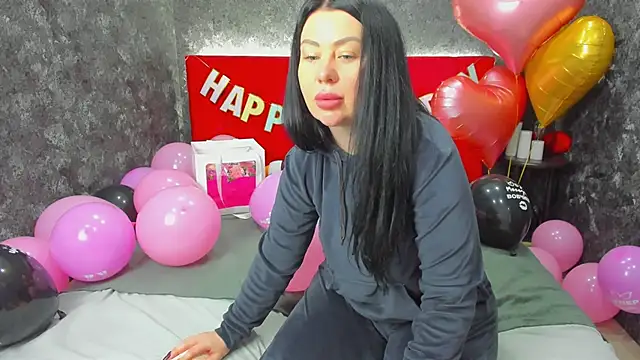 LayaFlow online show from 02.09.25