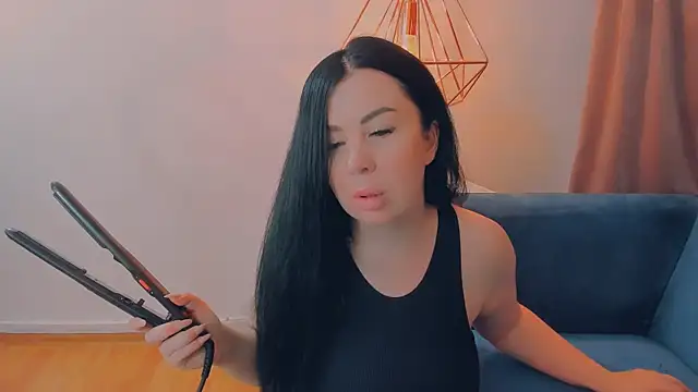 LayaFlow online show from 03.29.26