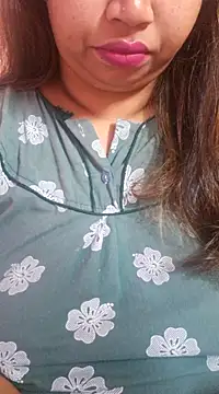 Snapshot of Ravina_patil1 chatting on 03.15.25 Ravina patil1 online show from 03.15.25