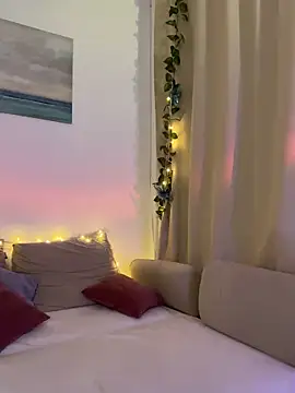 LunaRase online show from 01.11.25