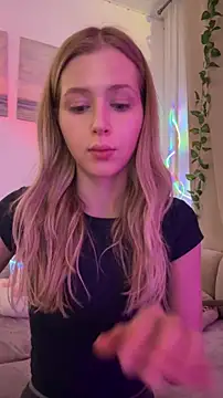 LunaRase online show from 10.28.25