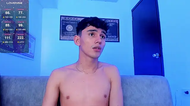 Snapshot of EstebanPerez_ chatting on 01.09.25 EstebanPerez online show from 01.09.25
