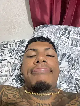 Snapshot of lil_durck777 chatting on 02.15.25 lil durck777 online show from 02.15.25