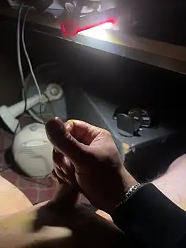 Snapshot of lazoglu0061 chatting on 03.22.25 lazoglu0061 online show from 03.22.25