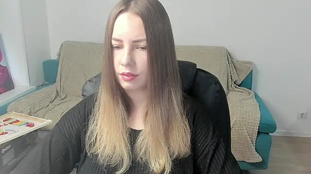 Snapshot of Mia_shy1 chatting on 12.05.25 Mia shy1 online show from 12.05.25