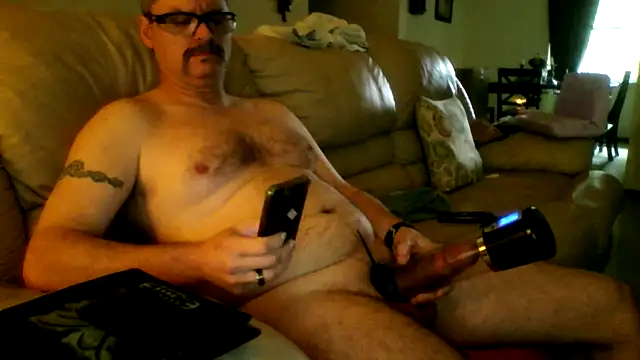 Snapshot of Billythekidd1978 chatting on 04.29.26 Billythekidd1978 online show from 04.29.26