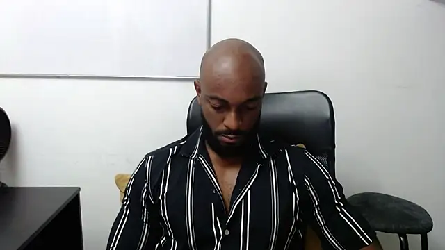 Snapshot of joe999cooper chatting on 11.29.25 joe999cooper online show from 11.29.25