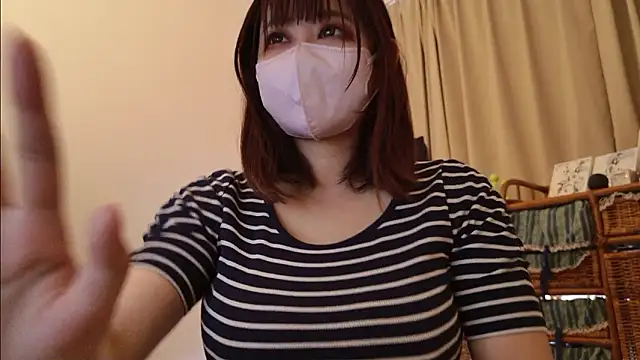 Snapshot of Megu_Melon chatting on 07.25.26 Megu Melon online show from 07.25.26