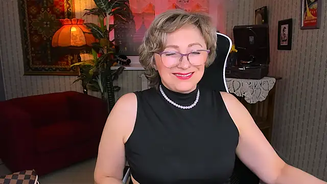 Snapshot of sugar_vivien chatting on 01.25.25 sugar vivien online show from 01.25.25