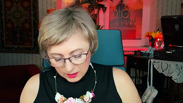 Snapshot of sugar_vivien chatting on 03.05.25 sugar vivien online show from 03.05.25