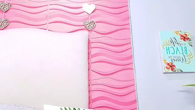 Veronica Tits online show from 02.19.25