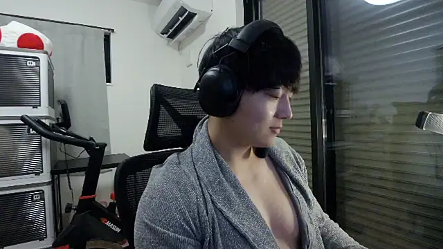 Snapshot of Tkcqcc chatting on 01.07.26 Tkcqcc online show from 01.07.26