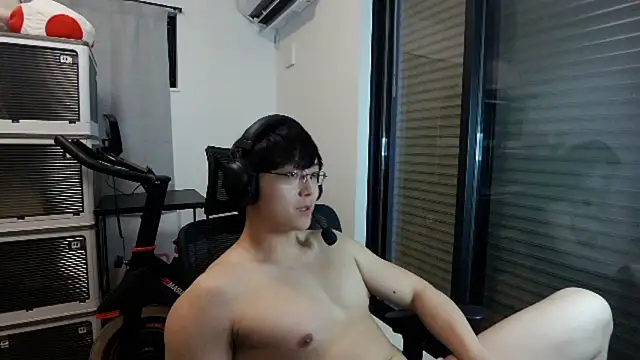 Snapshot of Tkcqcc chatting on 01.12.26 Tkcqcc online show from 01.12.26