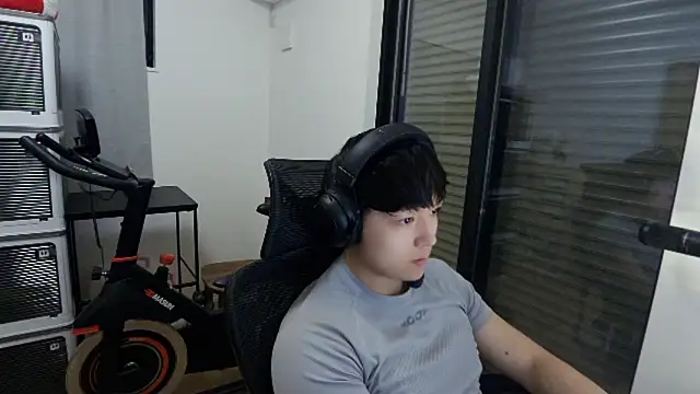 Snapshot of Tkcqcc chatting on 02.01.26 Tkcqcc online show from 02.01.26