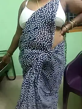Snapshot of tamil_monasexy chatting on 03.08.25 tamil monasexy online show from 03.08.25