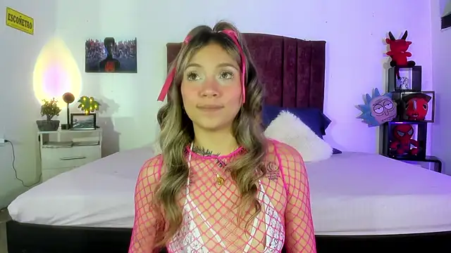 alisson zafiro  online show from 01.08.25